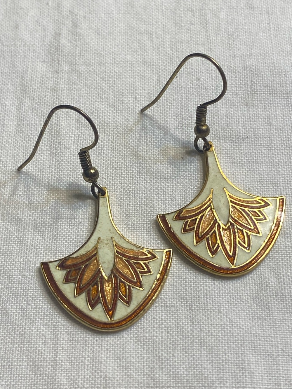 Vintage Laurel Burch Cloisonne Lotus Flower Fan Dangle Earrings Gold Boho 80s